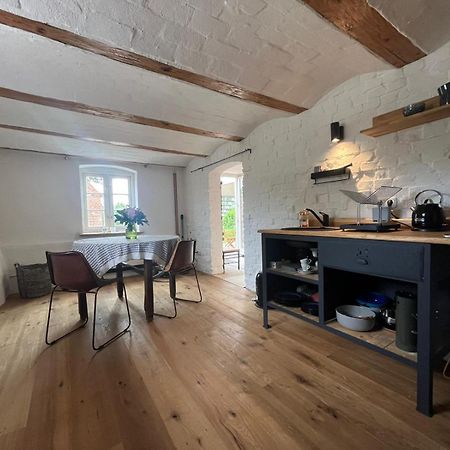 Ferienwohnung Sattlerei Dassow Exterior foto
